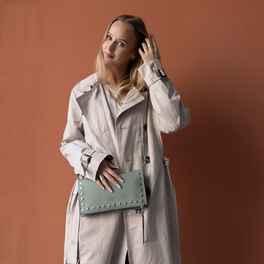 Leather Clutch Bag Diva, Sage